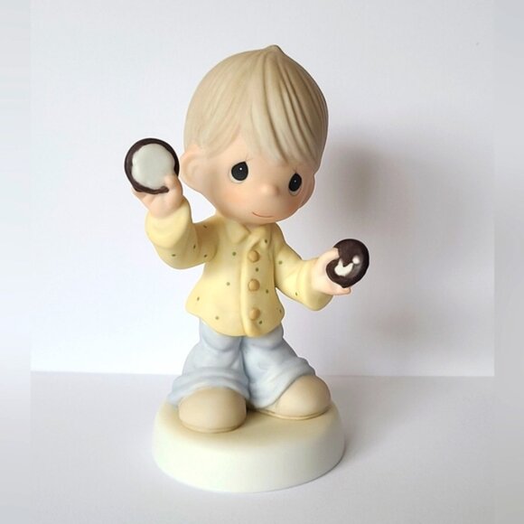 Vintage 2000 Precious Moments Boy Cookie Better Half Collectible Figurine - Picture 2 of 6